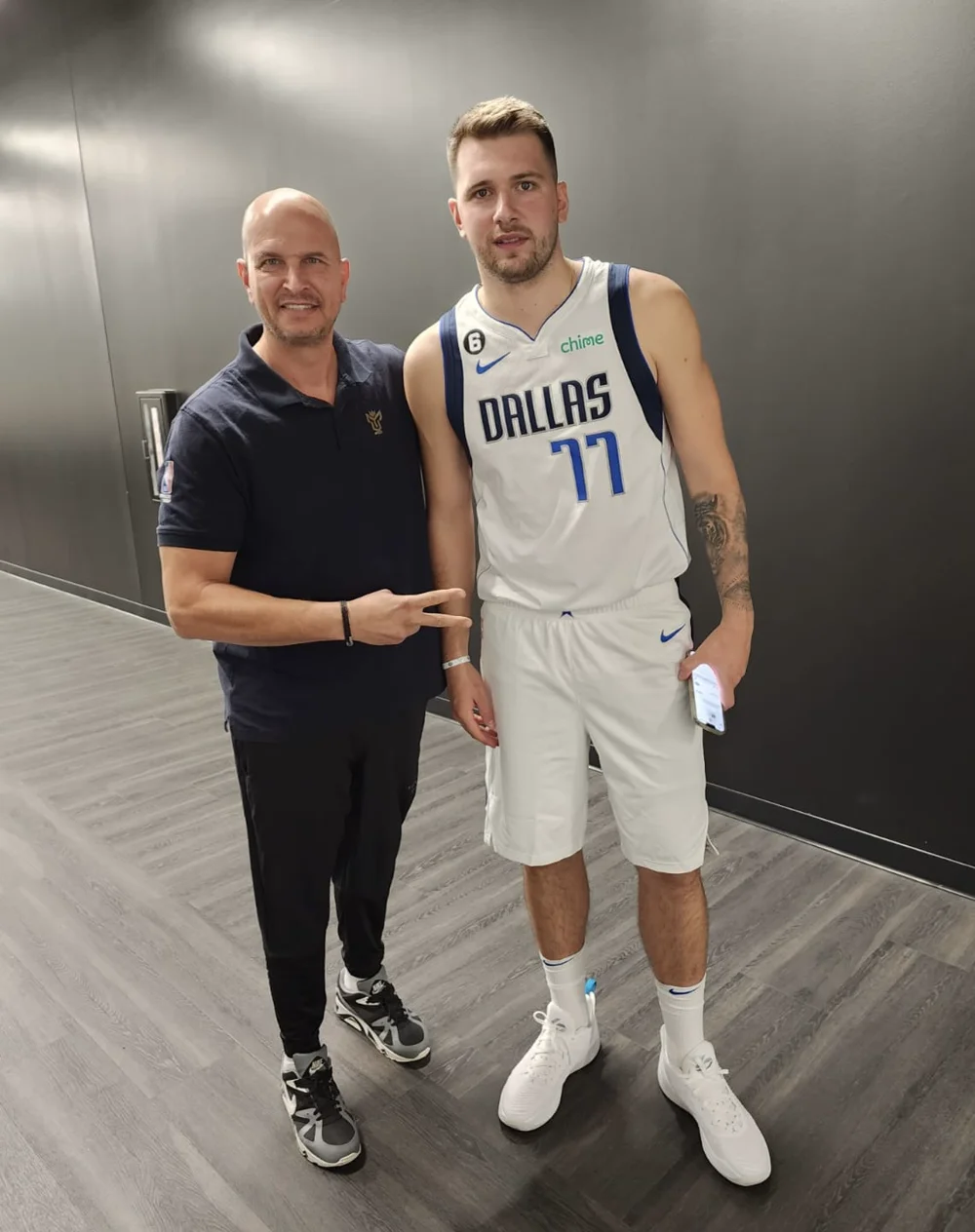 Luka Dončić with Tamir Kfir at the Dallas Mavericks practice facility